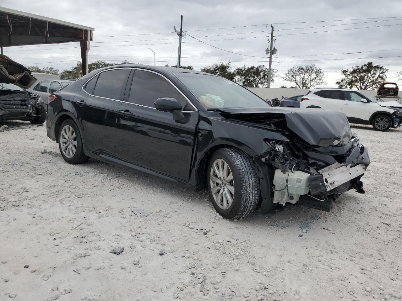 2019 TOYOTA CAMRY L - Image 4