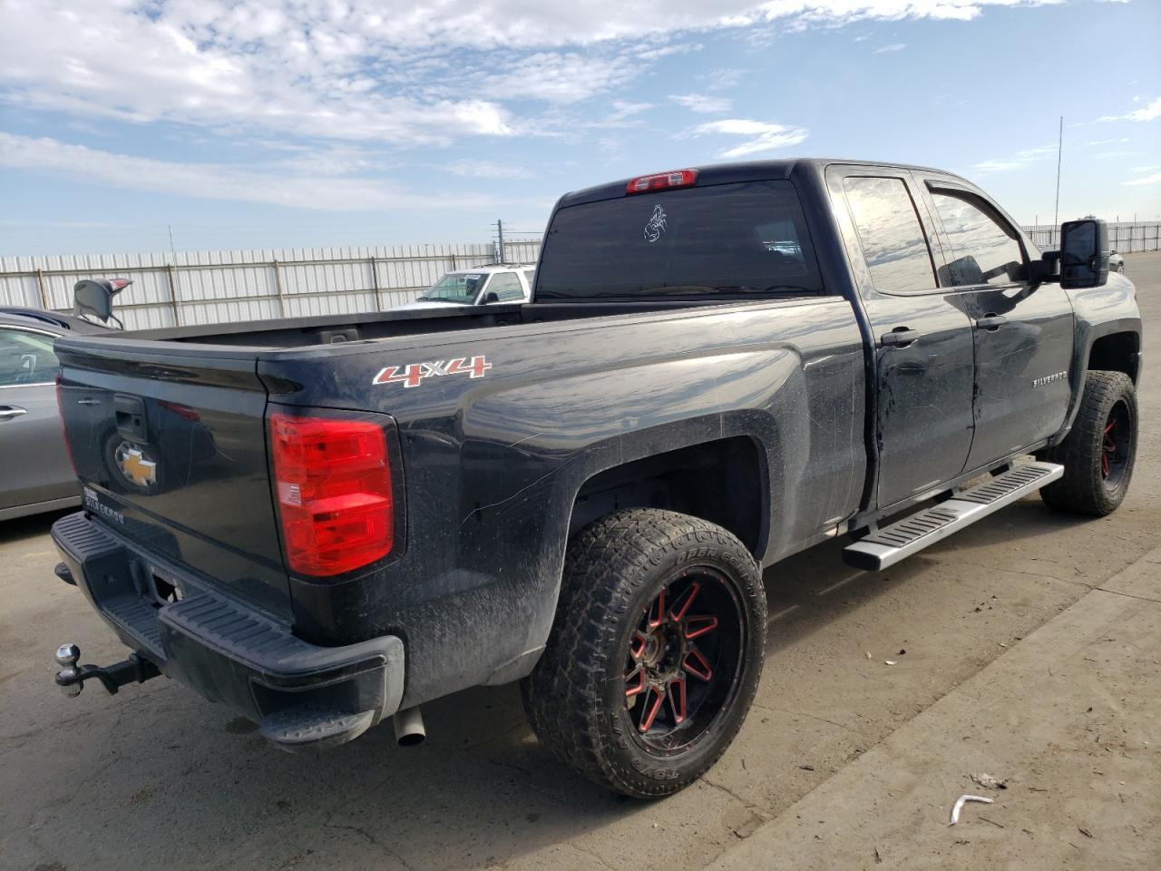 2016 CHEVROLET SILVERADO - Фото 3
