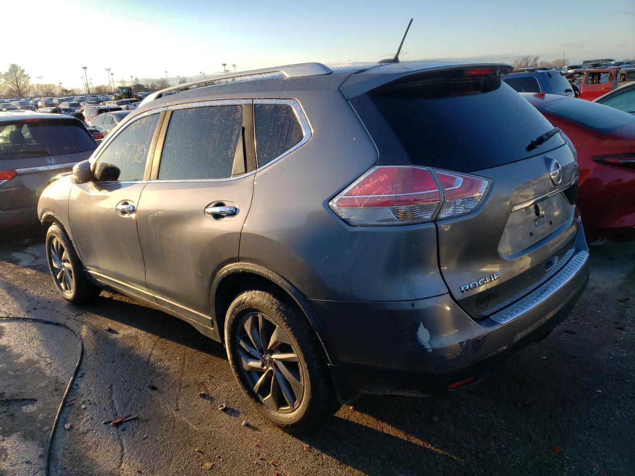2016 NISSAN ROGUE S - Image 2