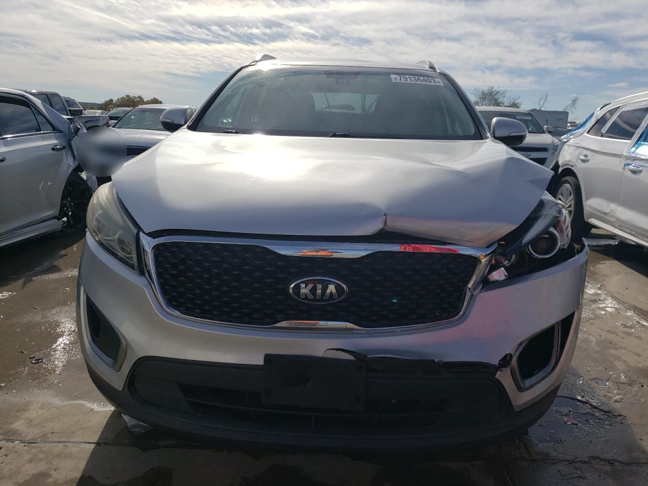 2016 KIA SORENTO LX - Image 5