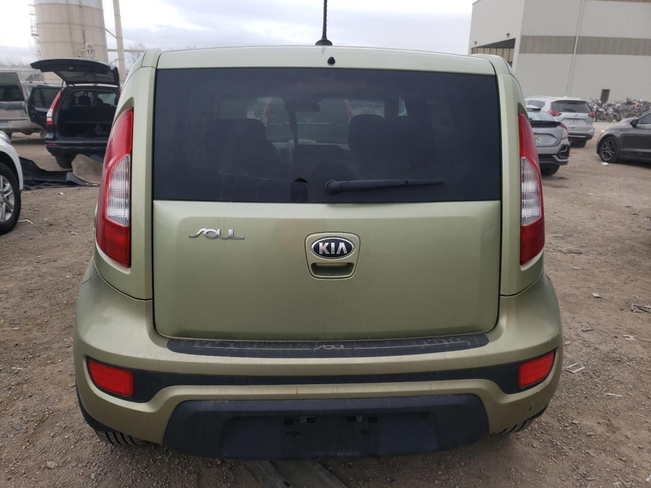 2013 KIA SOUL + - Image 6