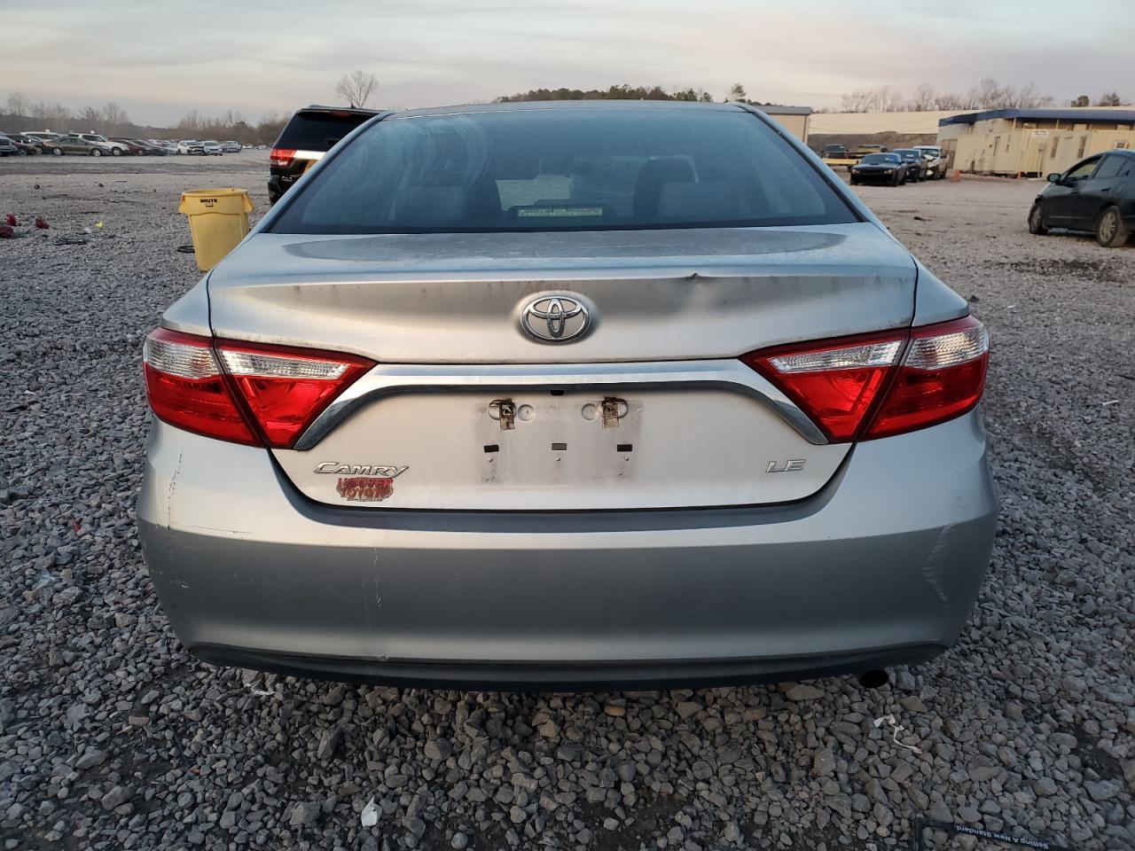 2016 TOYOTA CAMRY LE - Image 6