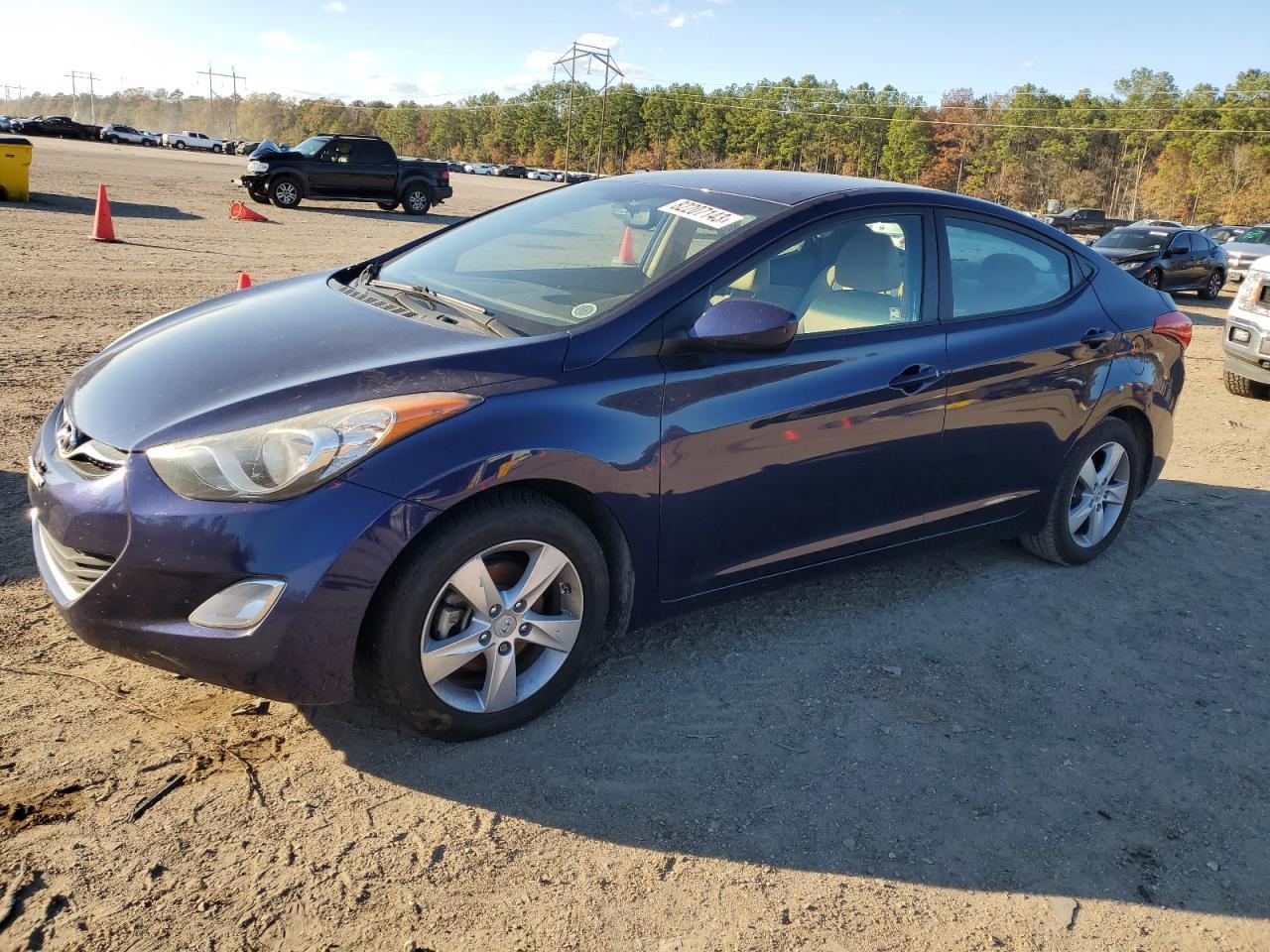 2013 HYUNDAI ELANTRA GL
