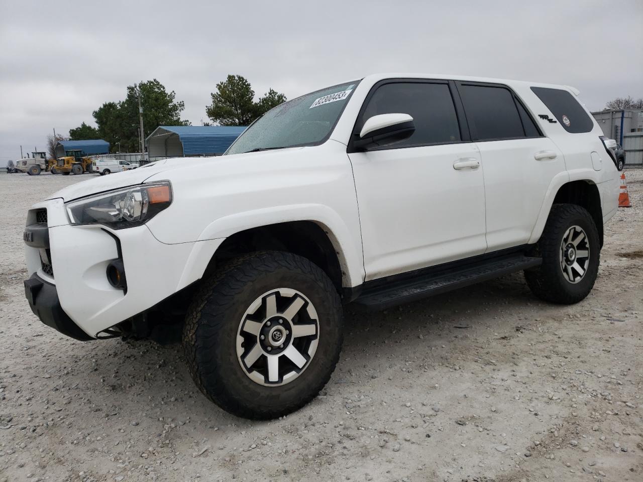 2020 TOYOTA 4RUNNER SR
