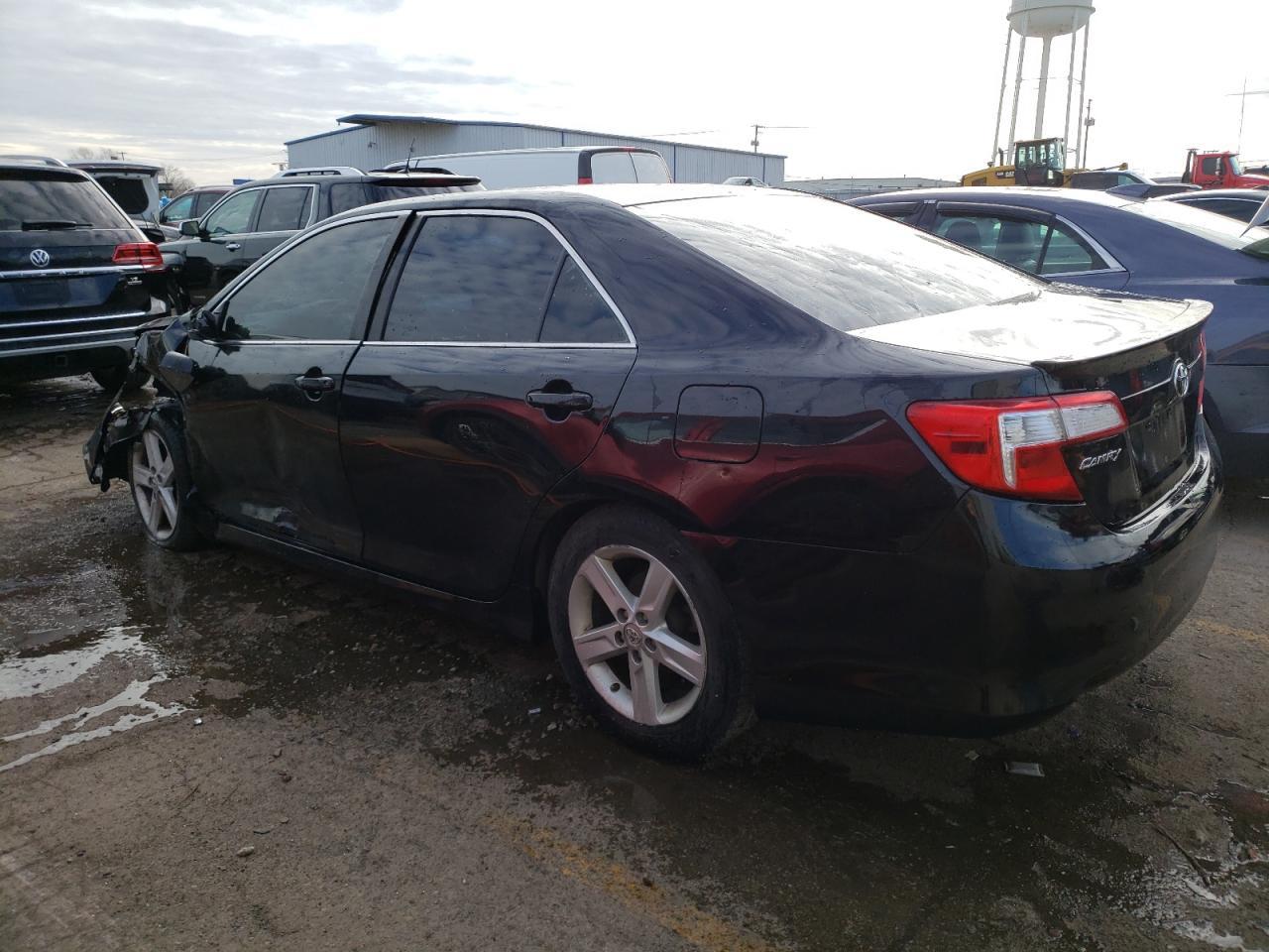 2013 TOYOTA CAMRY L - Image 2
