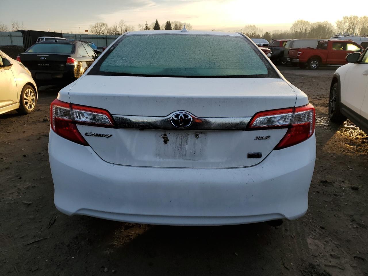 2012 TOYOTA CAMRY HYBR - Image 6