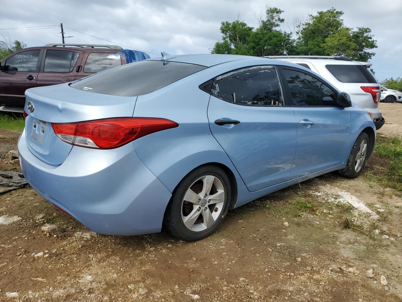 2011 HYUNDAI ELANTRA GL - Image 3