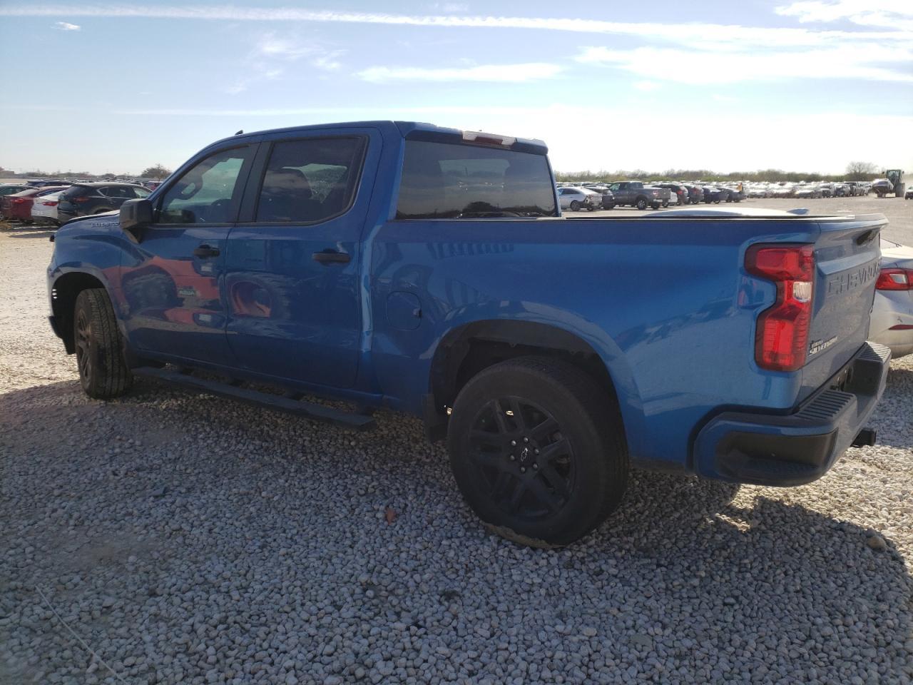 2023 CHEVROLET SILVERADO - Фото 2