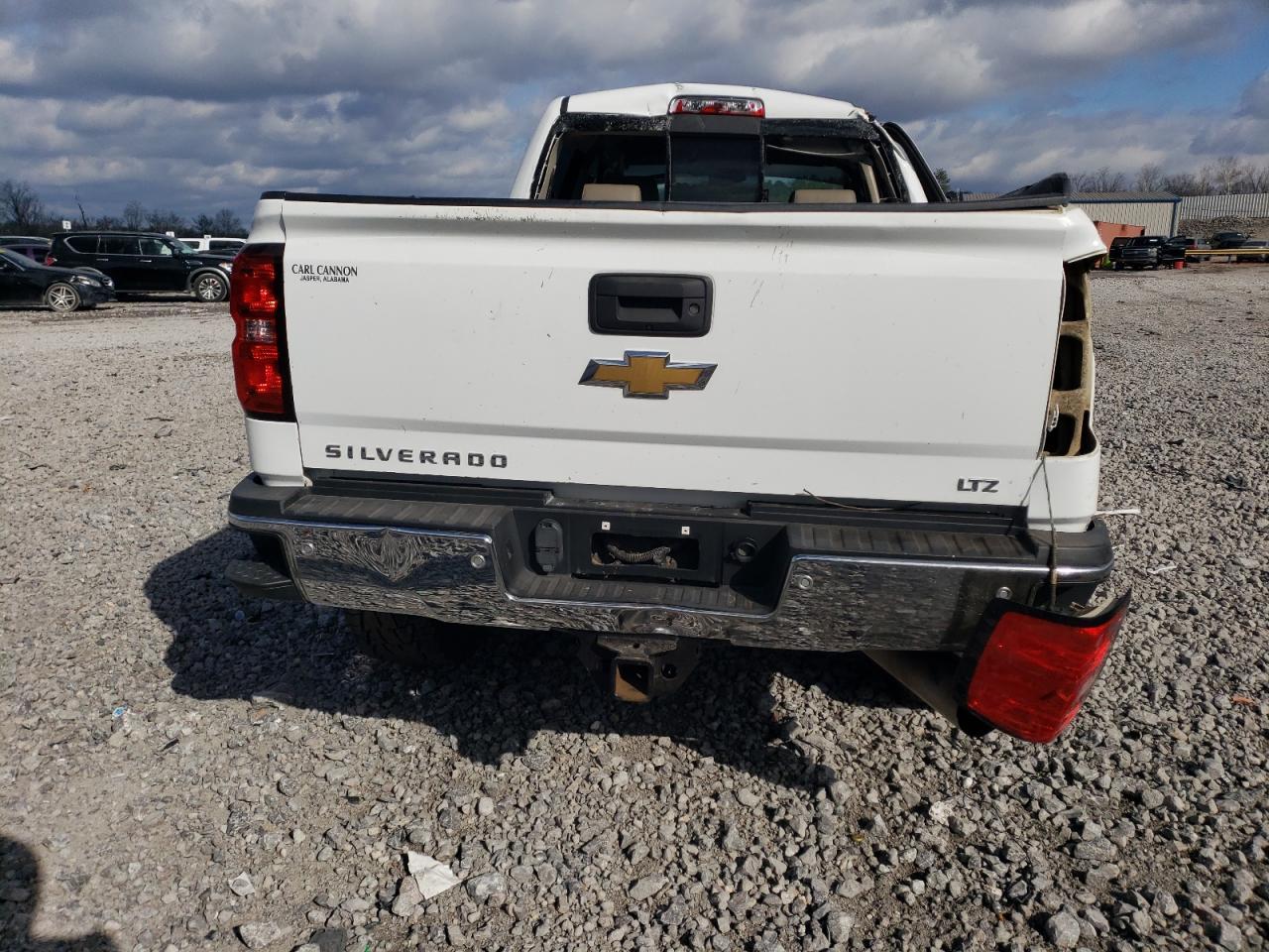 2017 CHEVROLET SILVERADO - Image 6