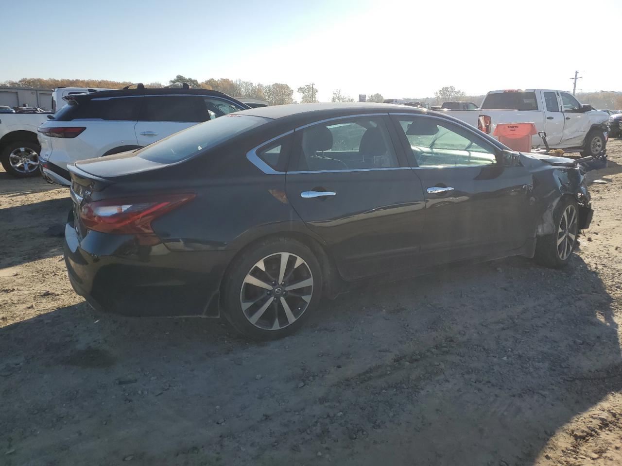 2017 NISSAN ALTIMA 2.5 - Фото 3