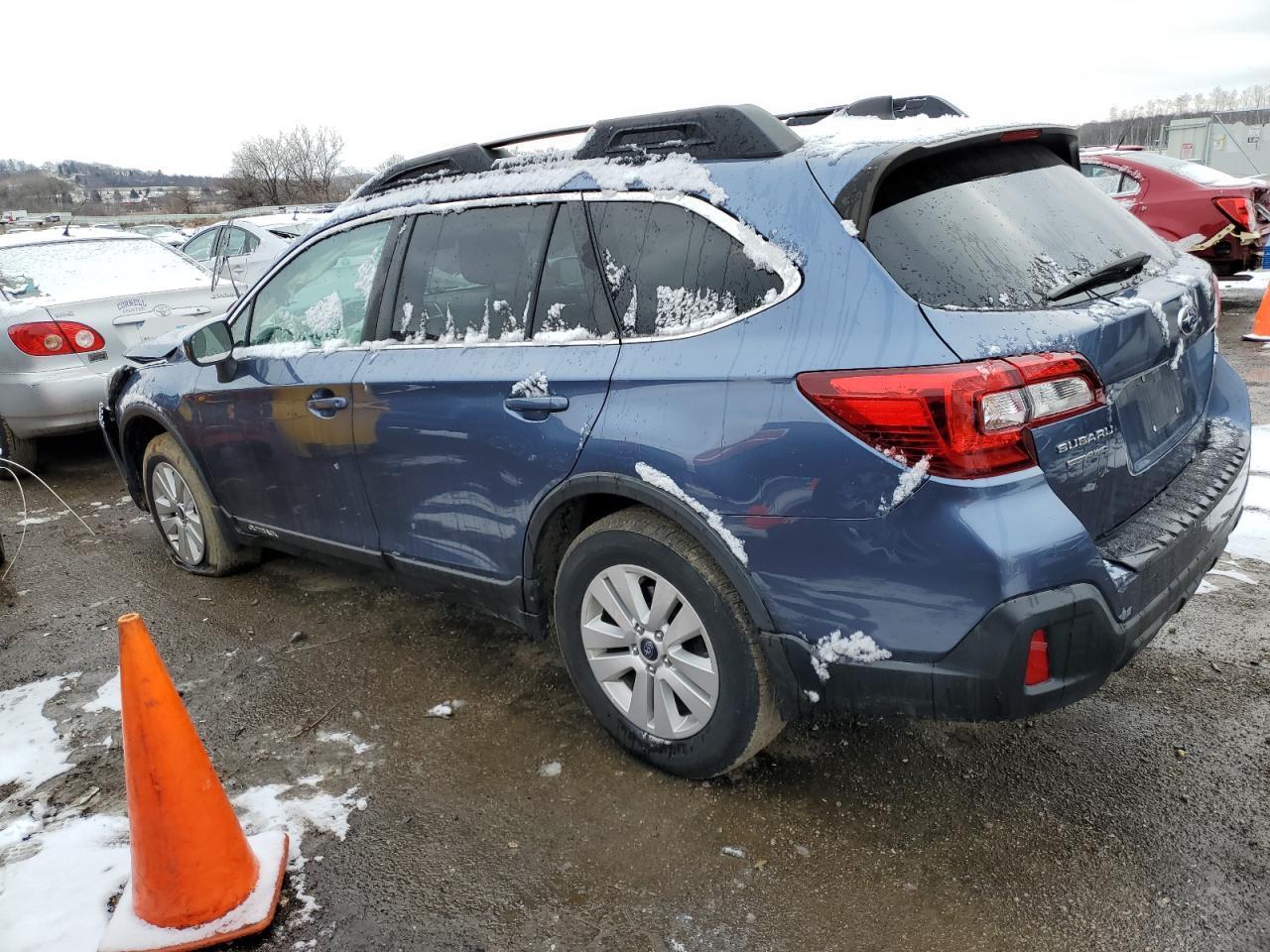 2018 SUBARU OUTBACK 2. - Image 2