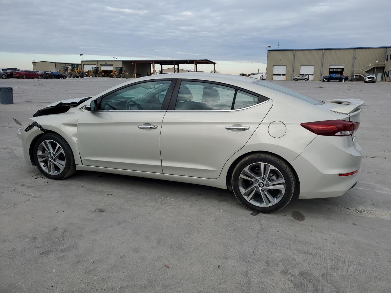 2017 HYUNDAI ELANTRA SE - Фото 2