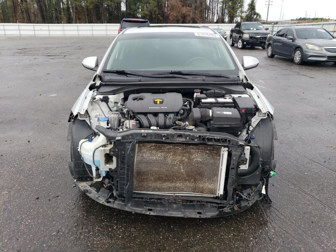 2017 HYUNDAI ELANTRA SE - Фото 5