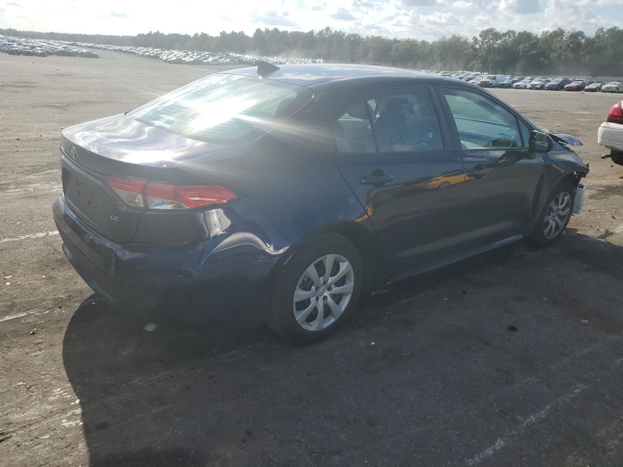 2021 TOYOTA COROLLA LE - Фото 3
