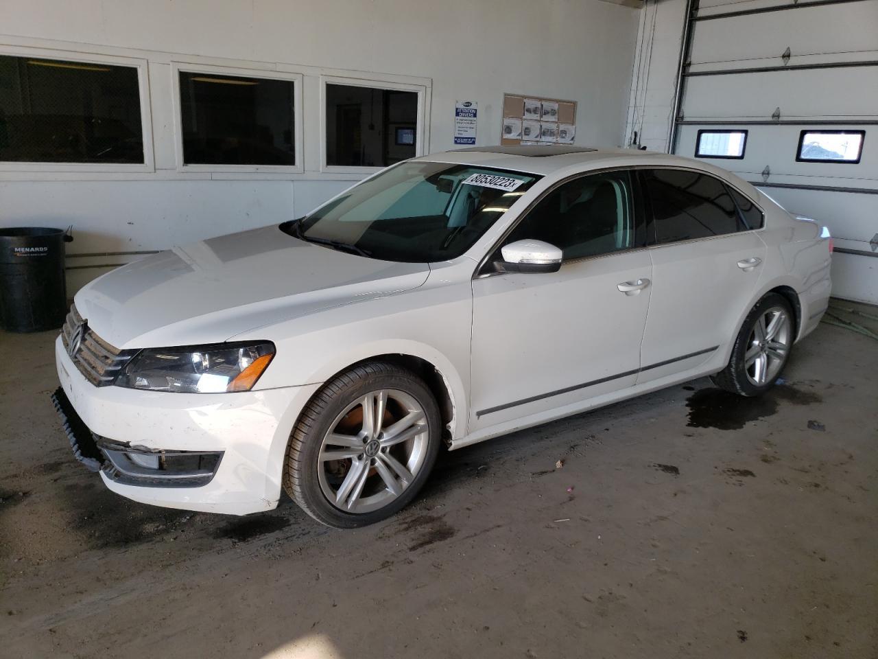 2015 VOLKSWAGEN PASSAT SE
