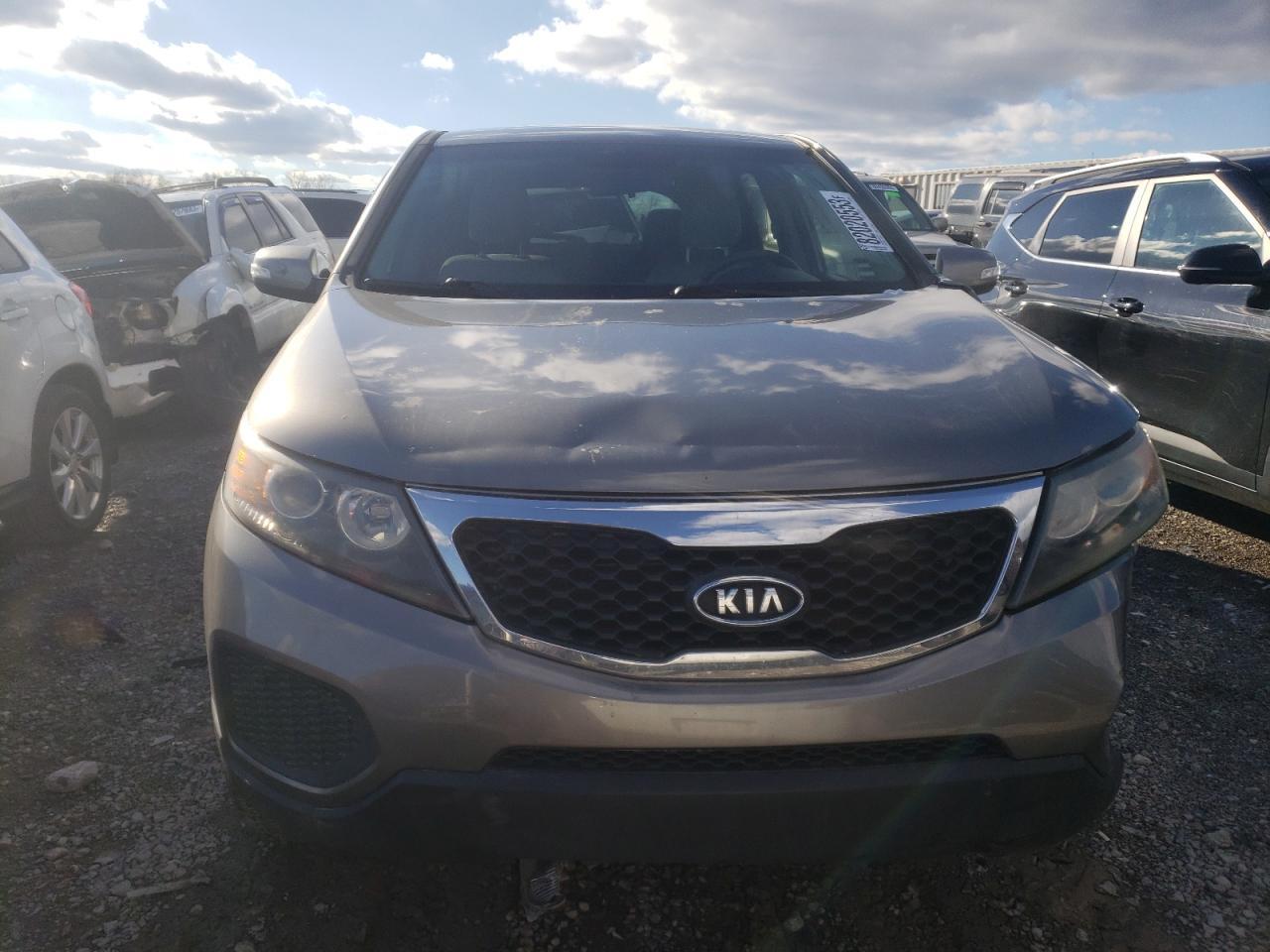 2012 KIA SORENTO BA - Image 5