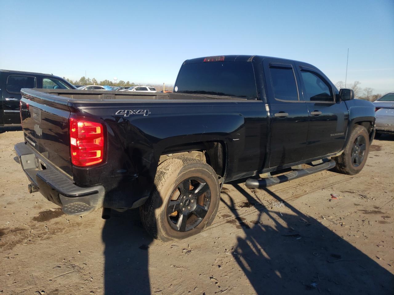 2017 CHEVROLET SILVERADO - Image 3