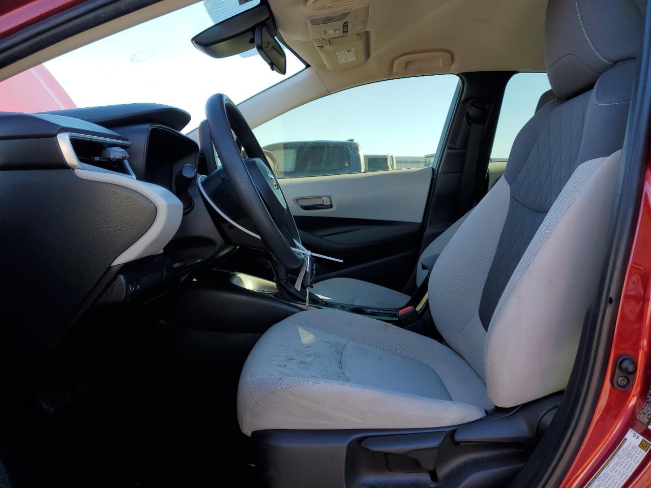 2022 TOYOTA COROLLA LE - Фото 7