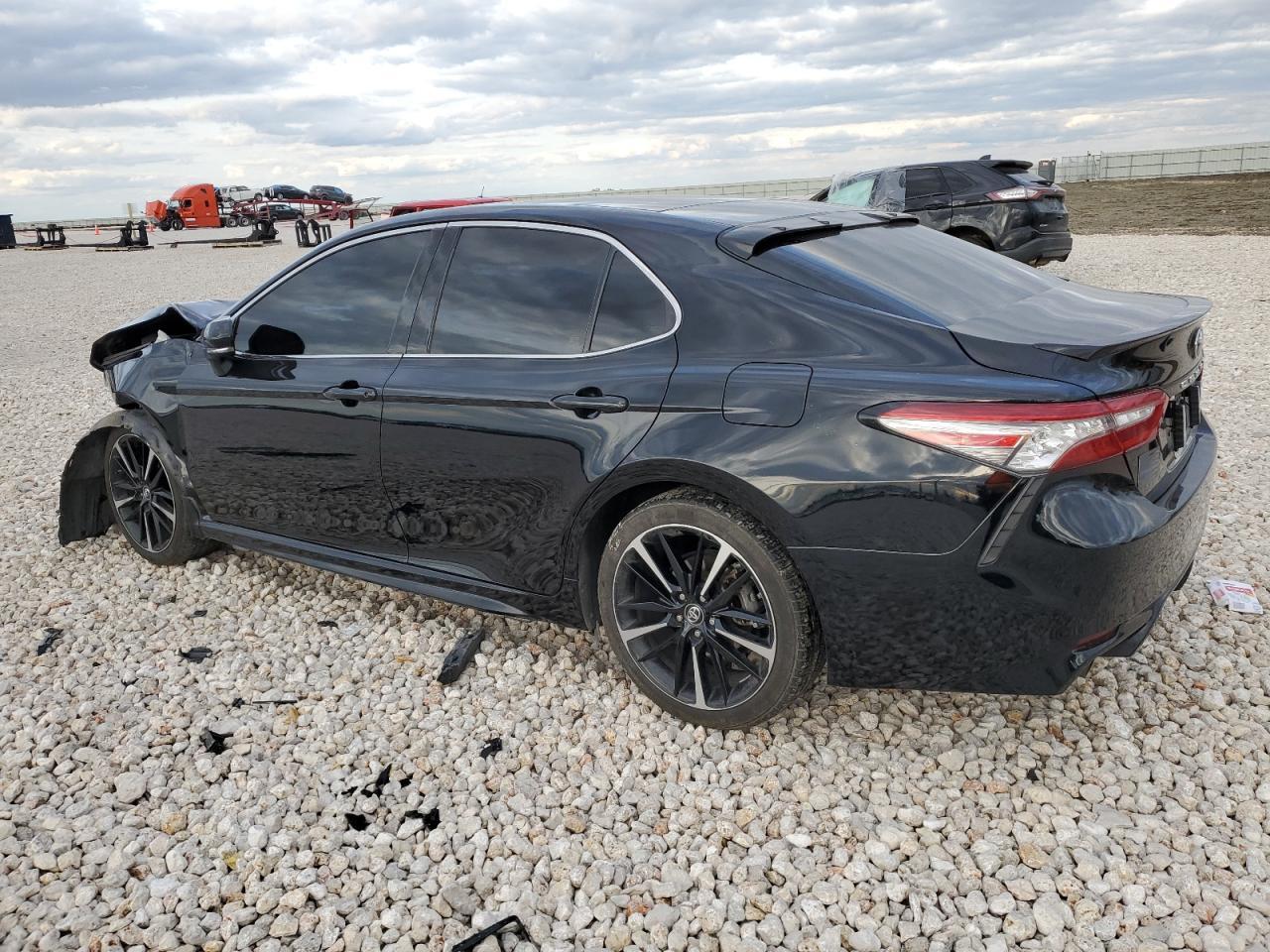 2018 TOYOTA CAMRY XSE - Image 2