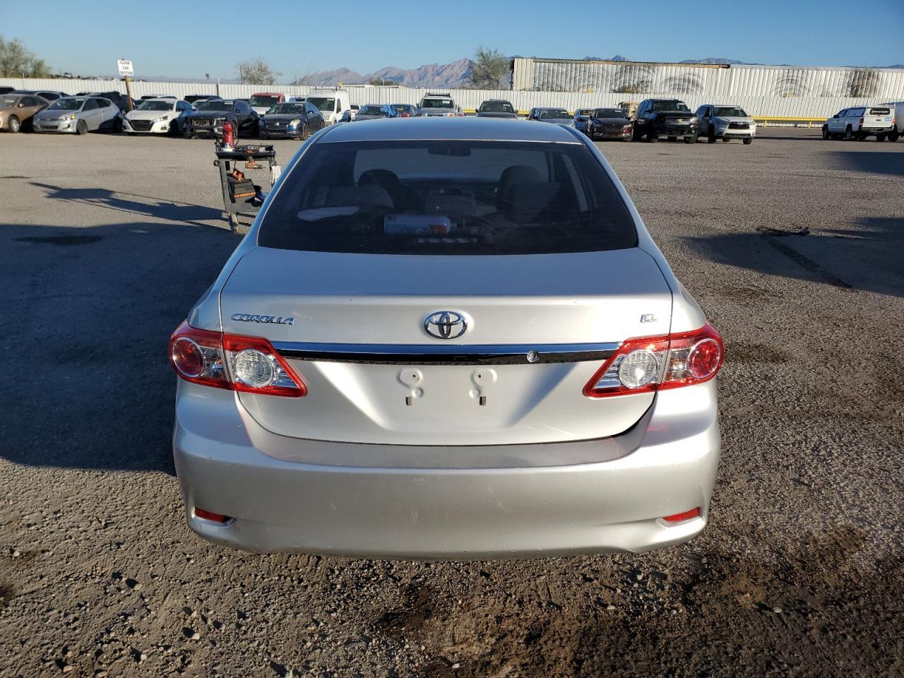 2013 TOYOTA COROLLA BA - Image 6