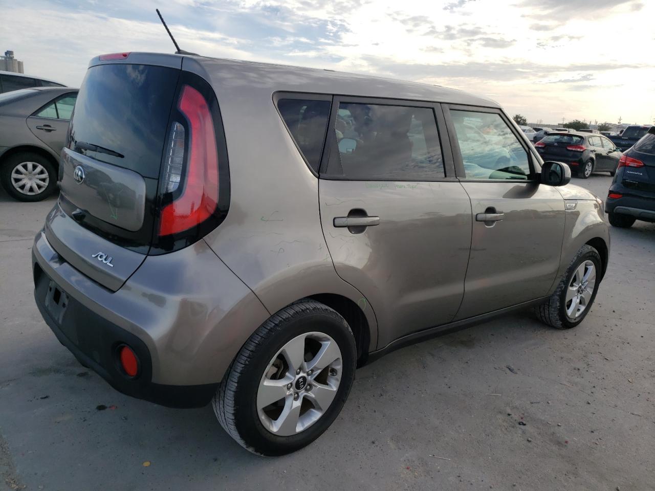2019 KIA SOUL - Image 3