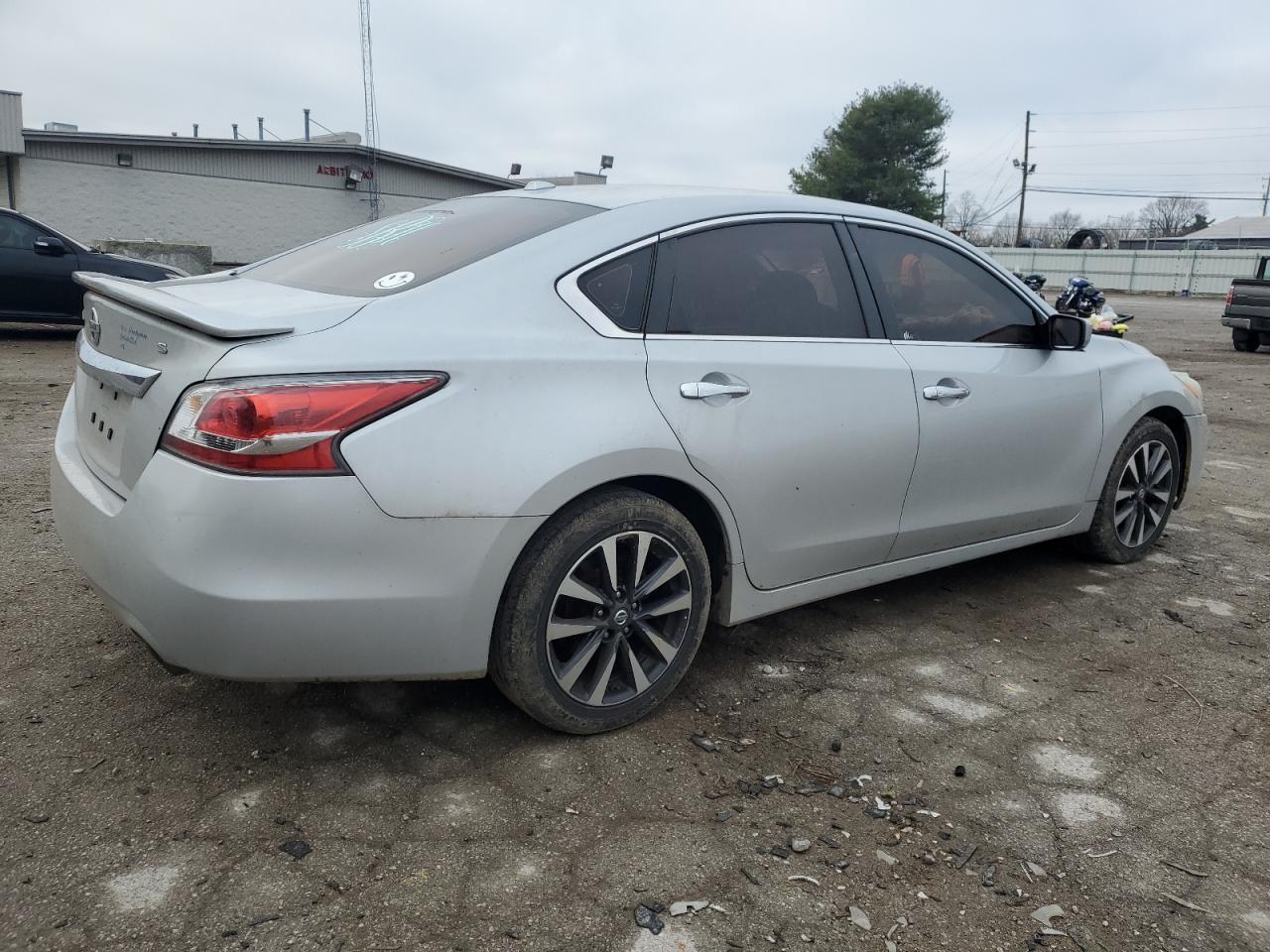2015 NISSAN ALTIMA 2.5 - Фото 3