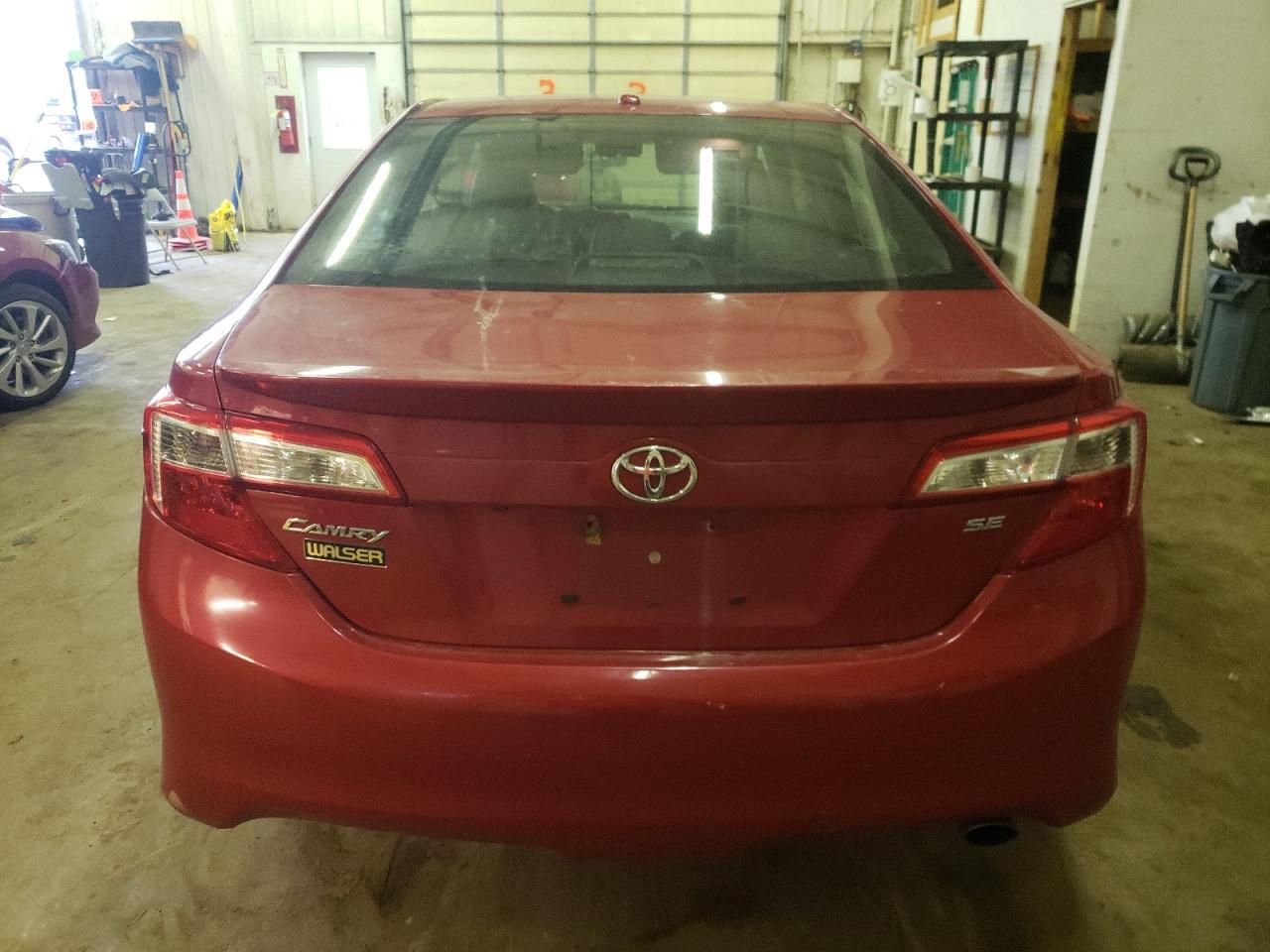 2014 TOYOTA CAMRY L - Фото 6
