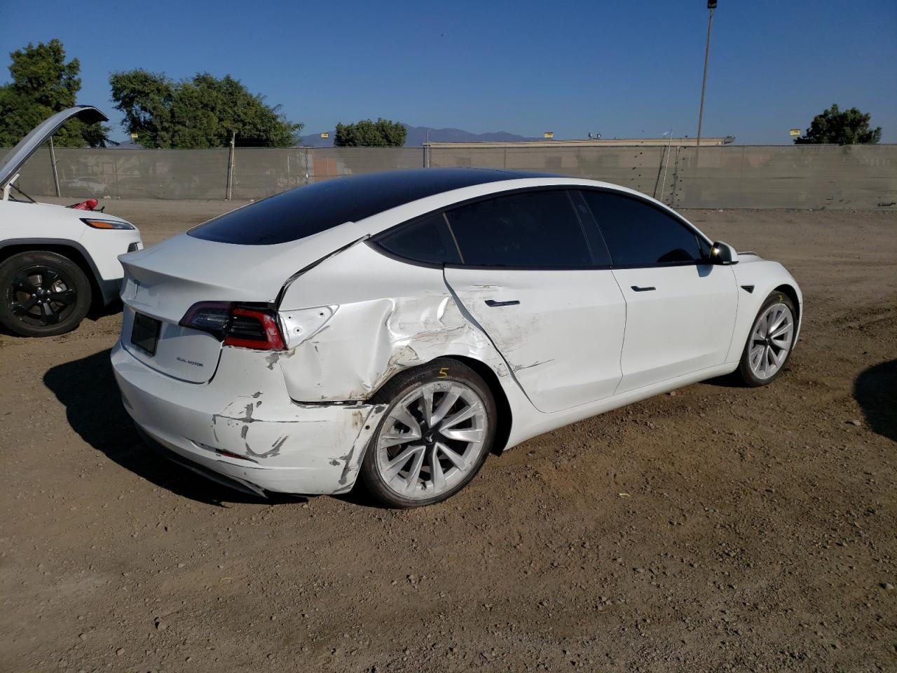 2022 TESLA MODEL 3 - Image 3
