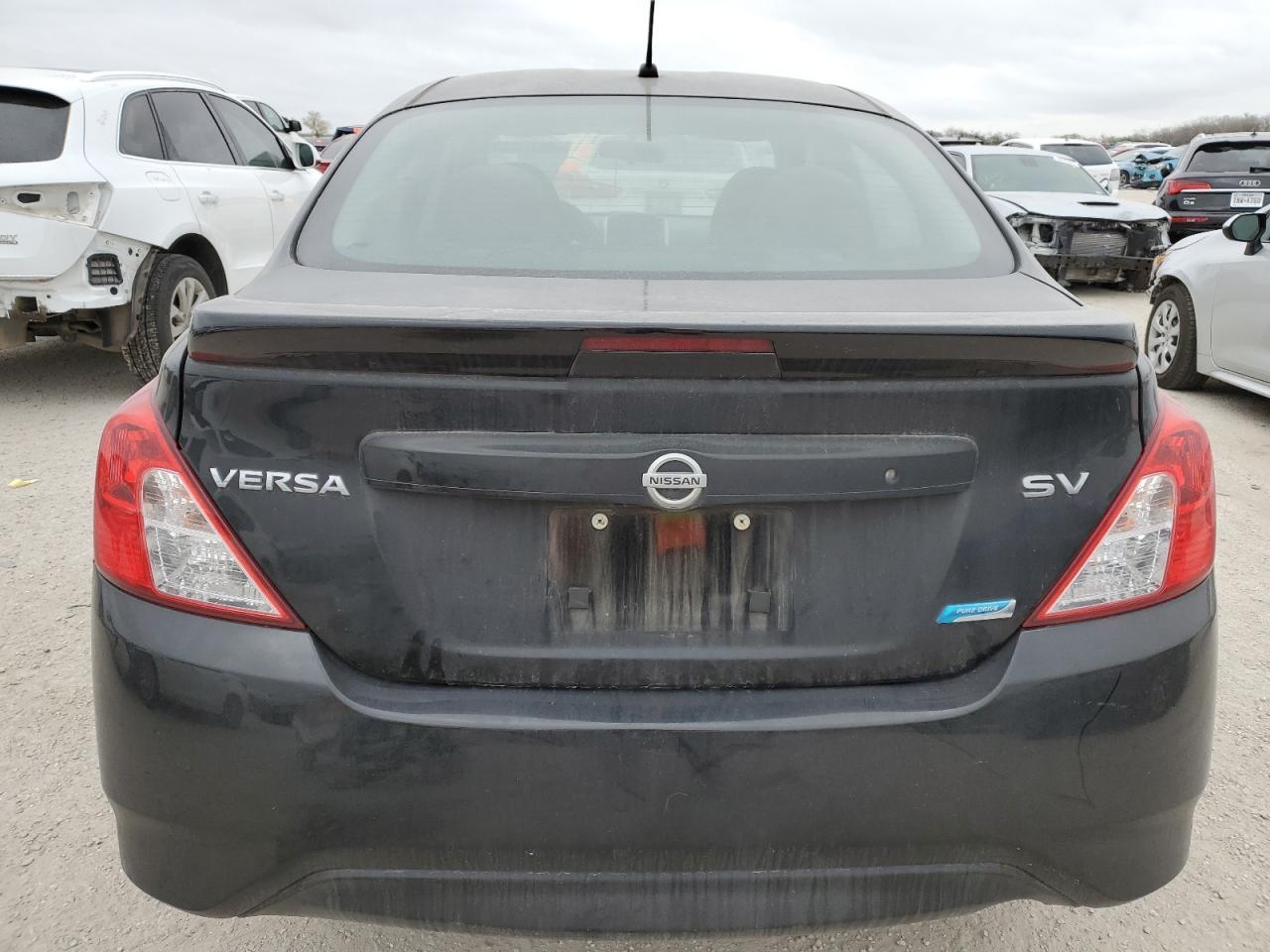2016 NISSAN VERSA S - Image 6