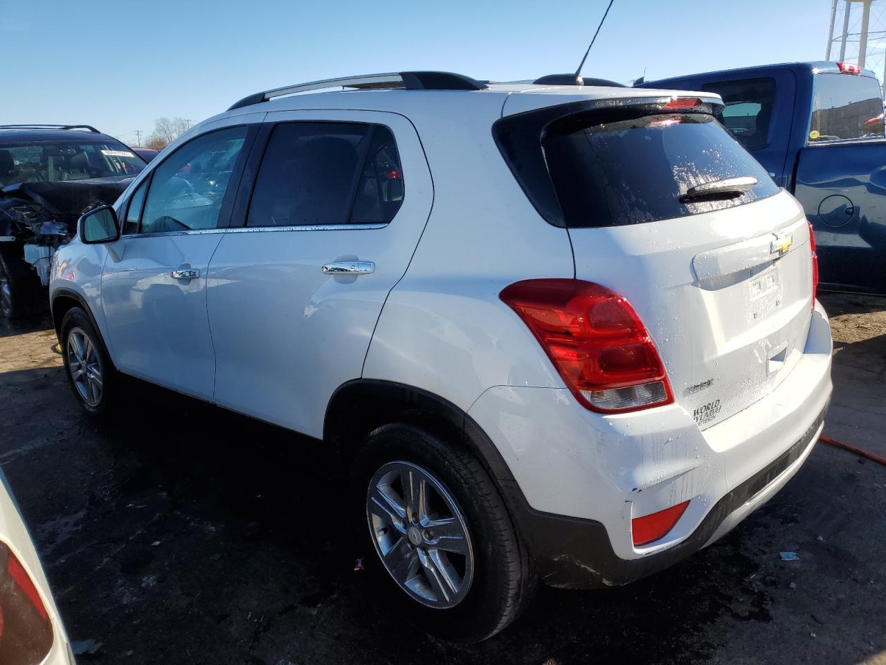 2018 CHEVROLET TRAX 1LT - Фото 2