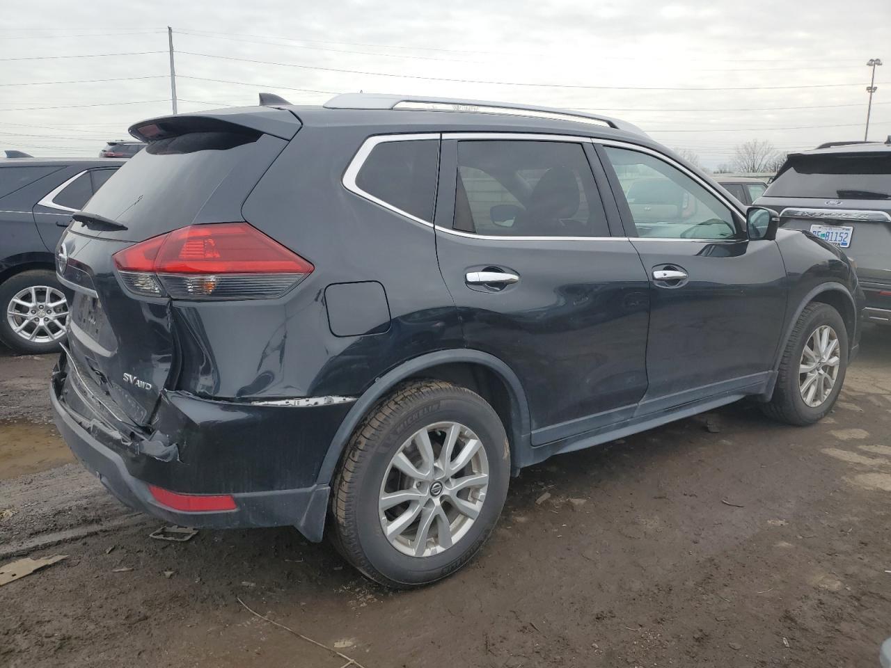 2018 NISSAN ROGUE S - Фото 3