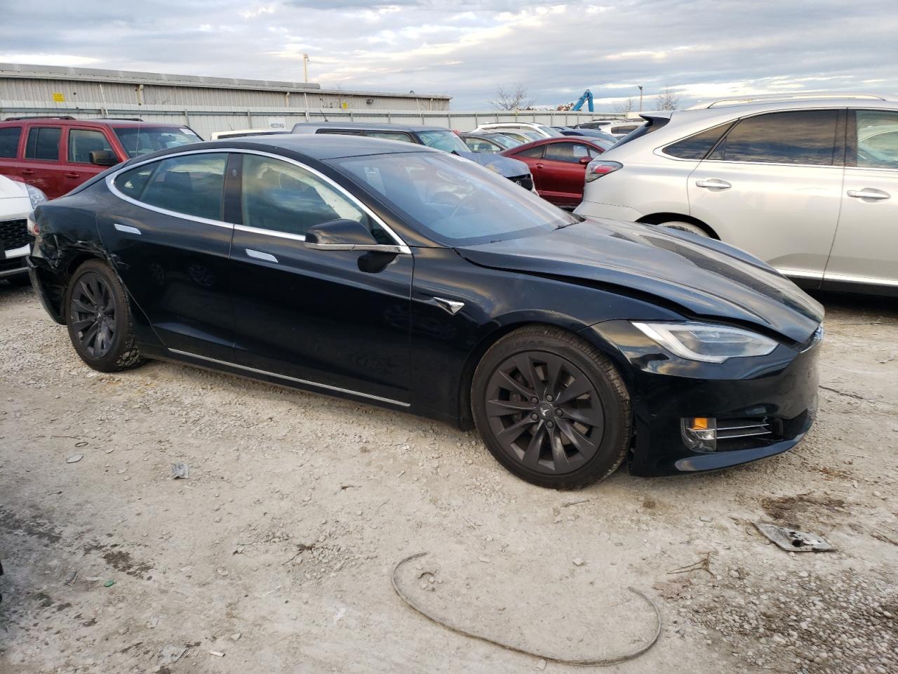 2018 TESLA MODEL S - Фото 4