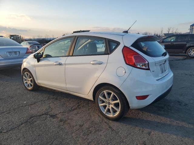 2019 Ford Fiesta Se - Image 2