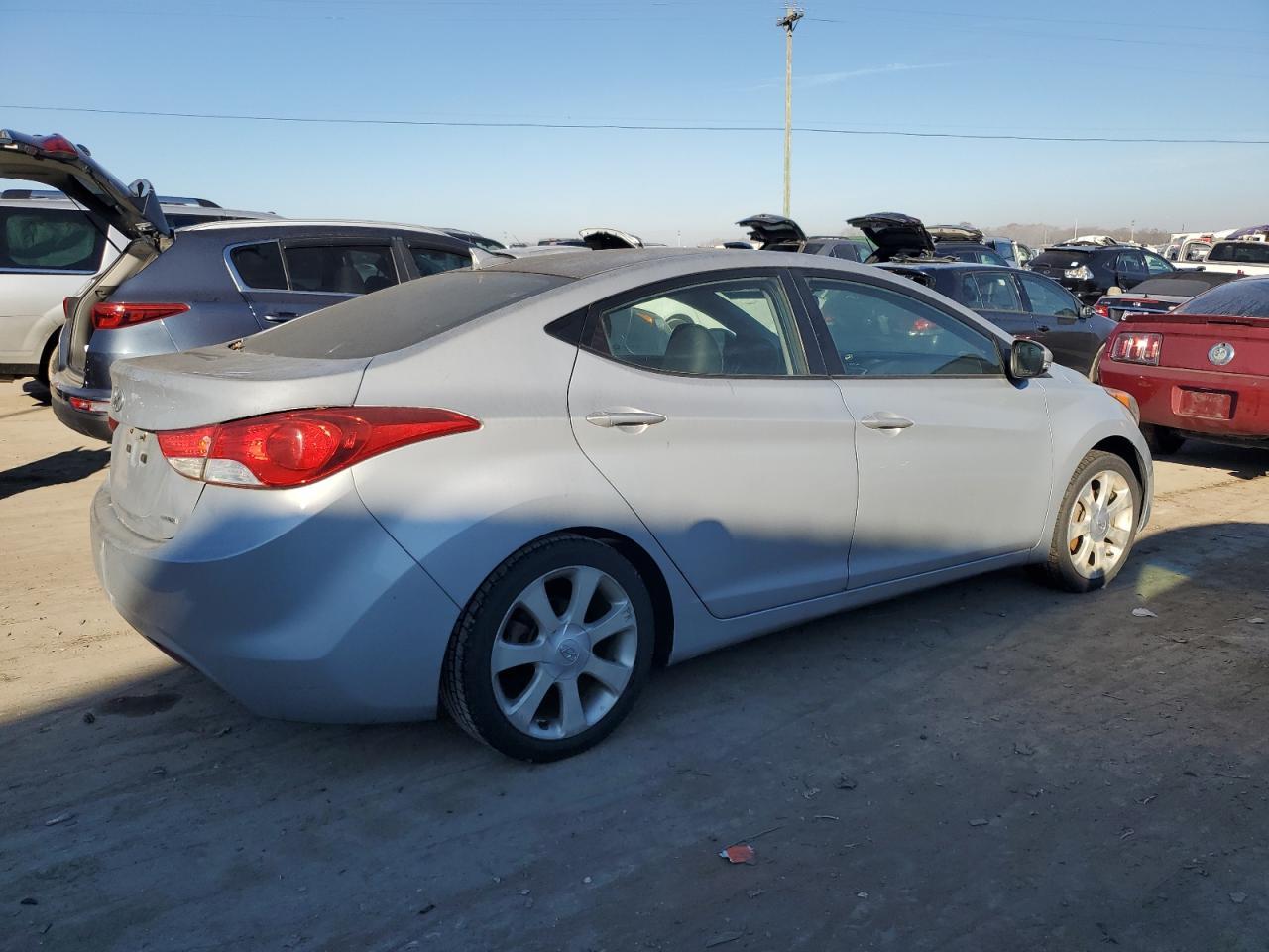 2011 HYUNDAI ELANTRA GL - Image 3