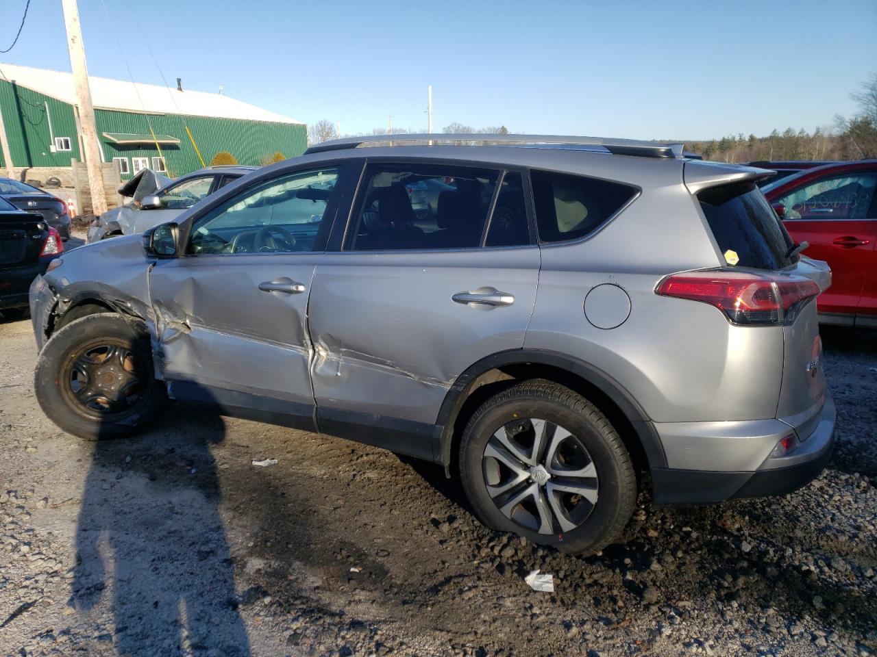 2016 TOYOTA RAV4 LE - Image 2