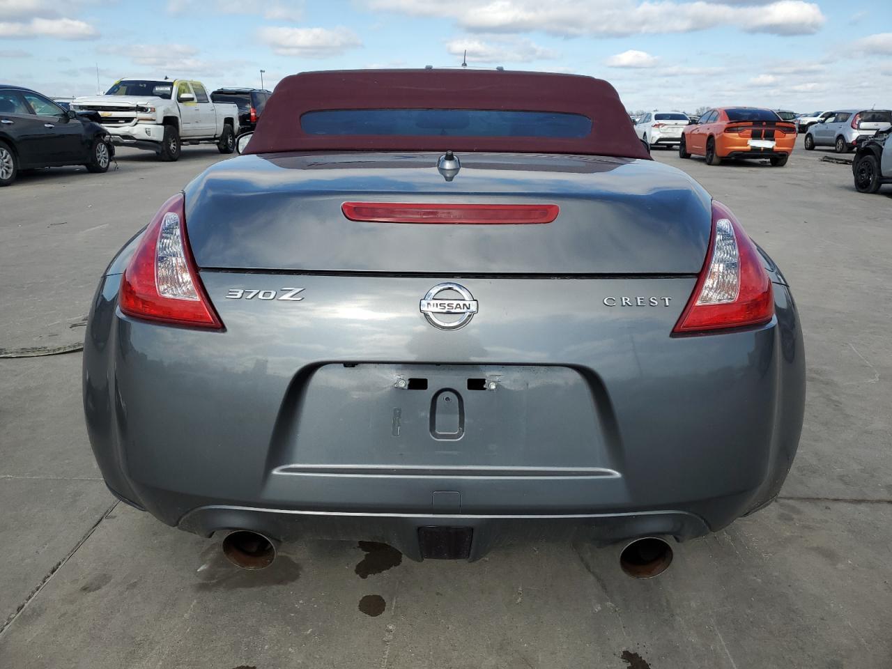 2012 NISSAN 370Z BASE - Фото 6