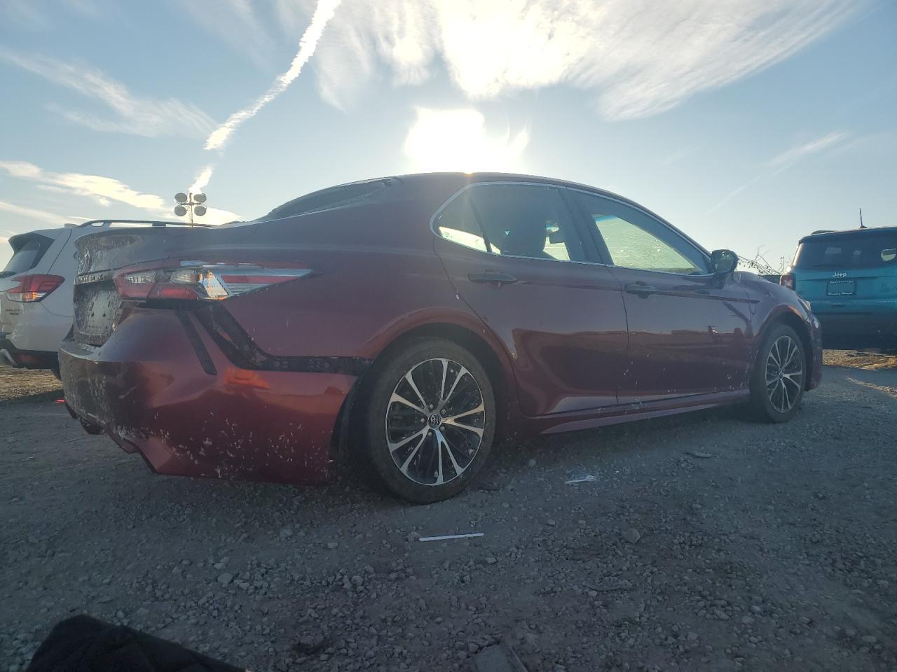 2018 TOYOTA CAMRY L - Image 3