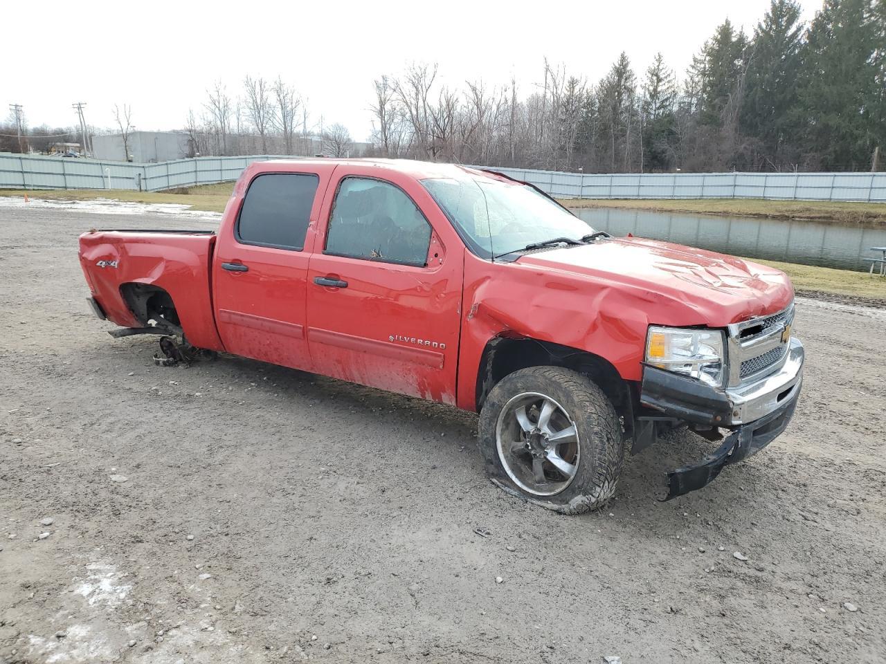 2013 CHEVROLET SILVERADO - Image 4