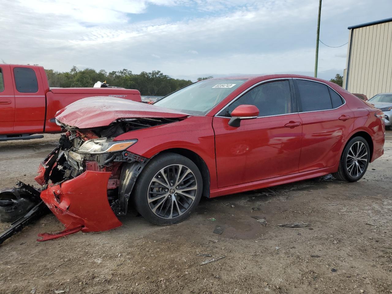 2020 TOYOTA CAMRY SE