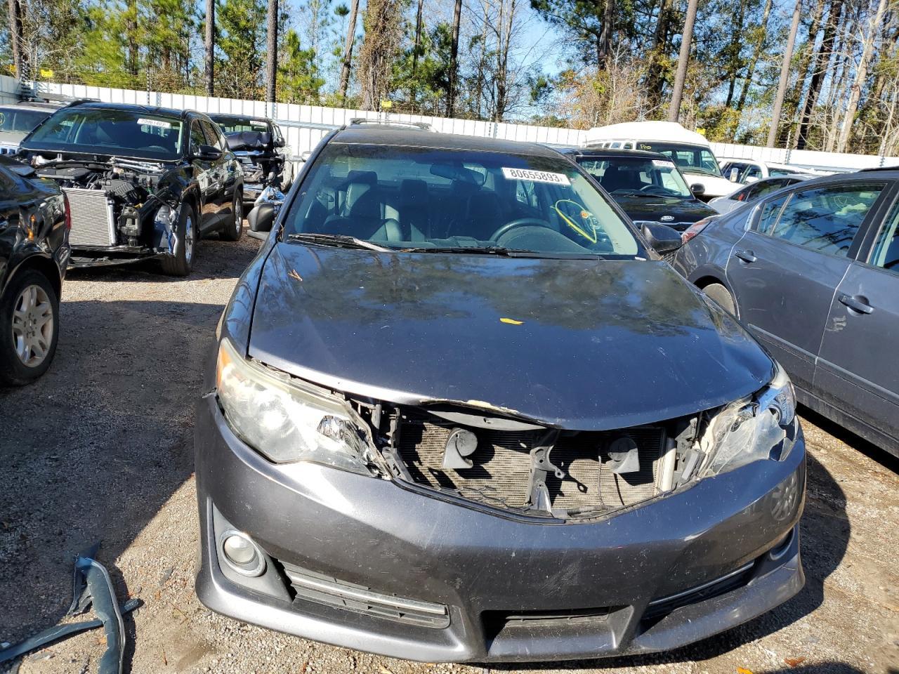 2014 TOYOTA CAMRY L - Image 5