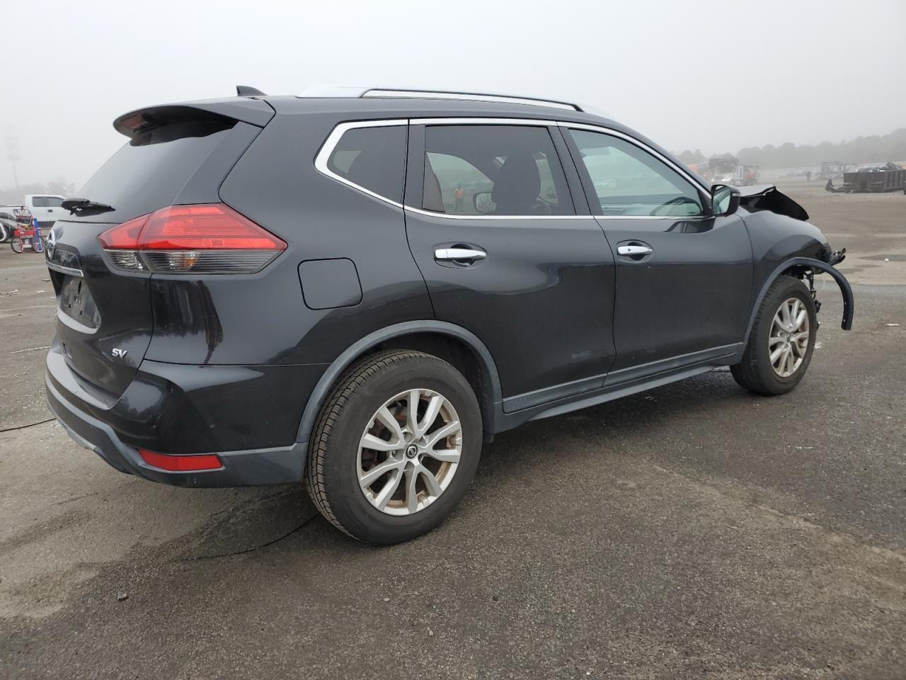 2017 NISSAN ROGUE S - Фото 3