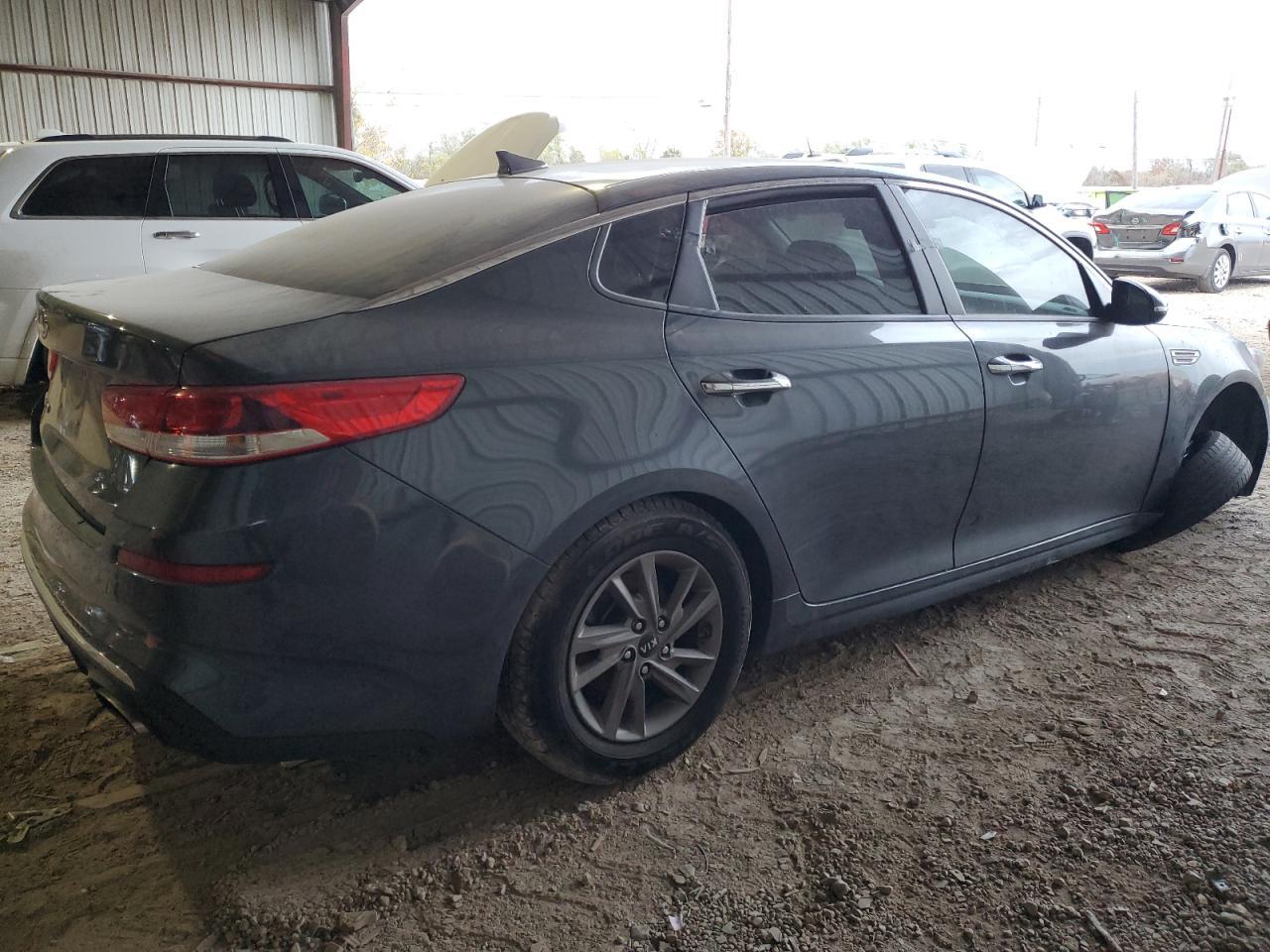2020 KIA OPTIMA LX - Фото 3