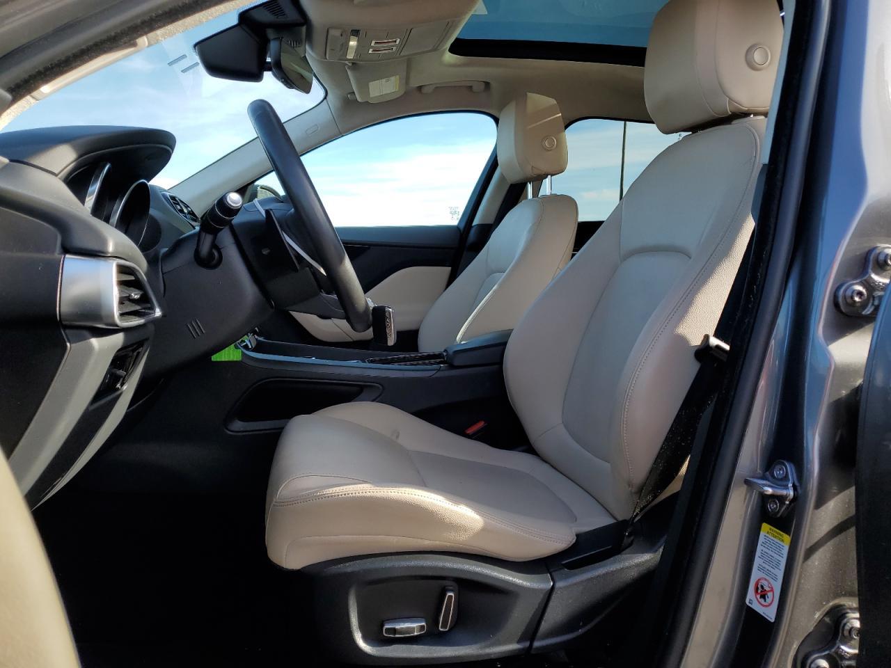 2019 JAGUAR F-PACE PRE - Image 7