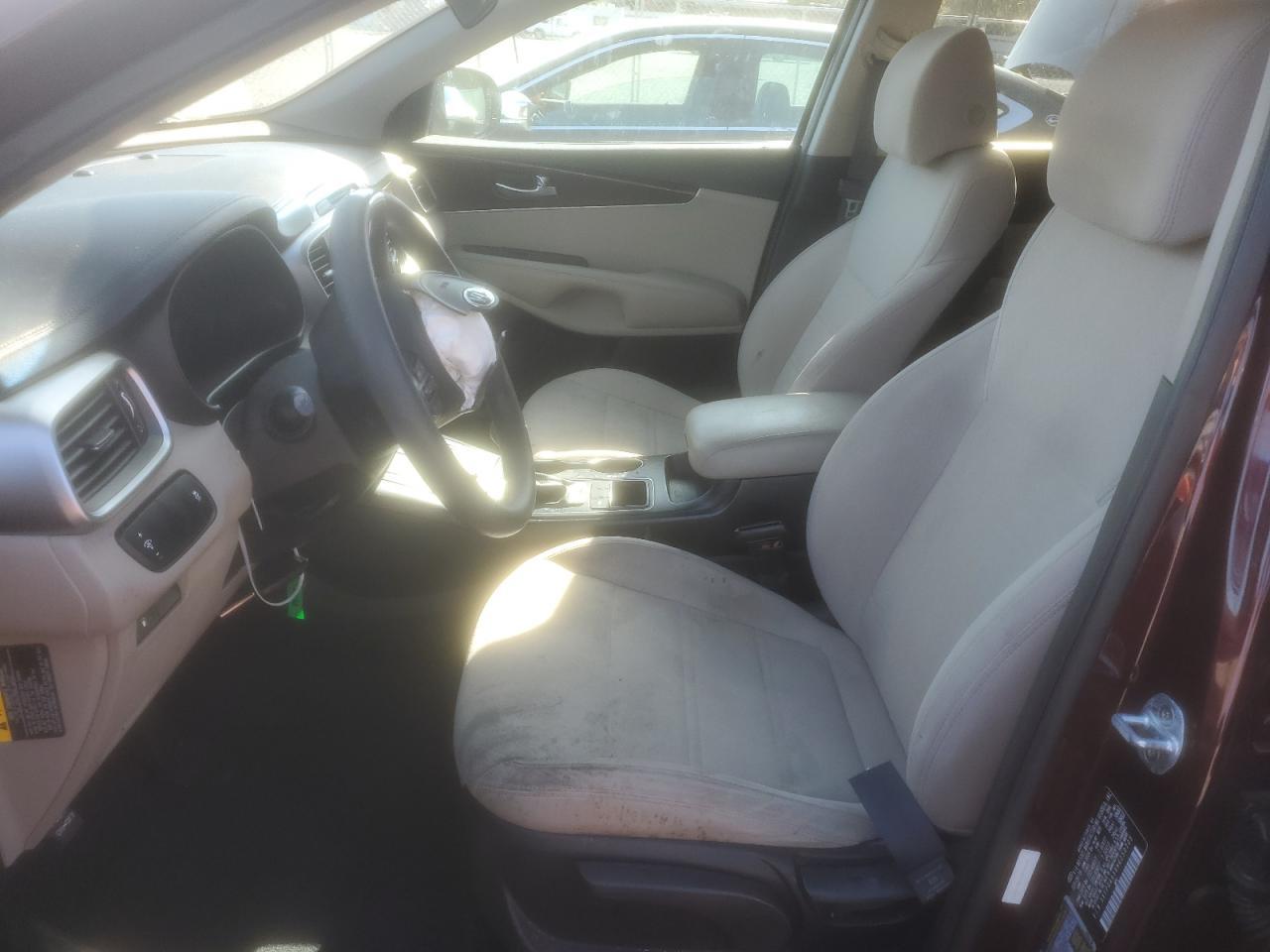 2017 KIA SORENTO LX - Фото 7