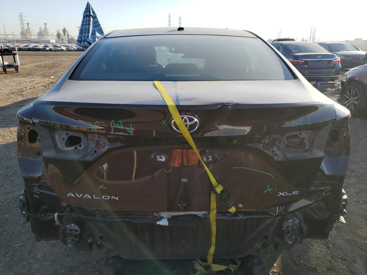 2014 TOYOTA AVALON BAS - Фото 6
