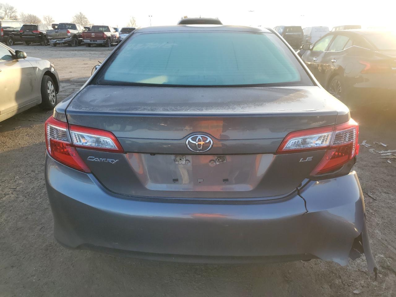2014 TOYOTA CAMRY L - Image 6