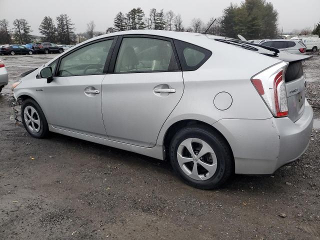 2015 Toyota Prius - Фото 2