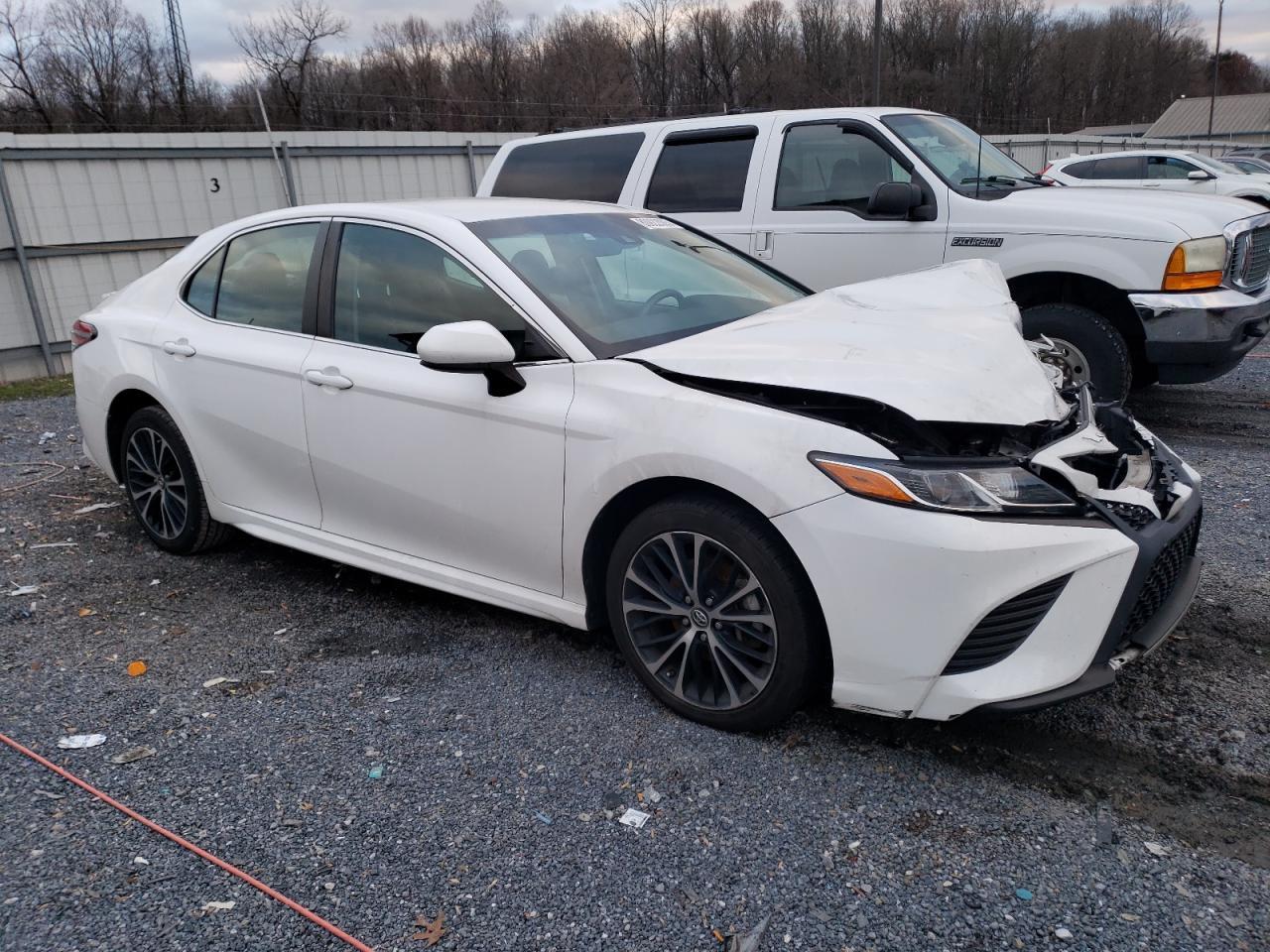 2018 TOYOTA CAMRY L - Image 4