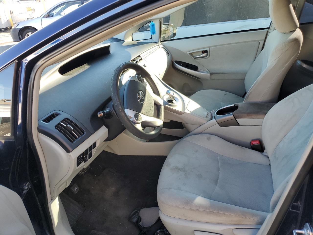 2013 TOYOTA PRIUS - Image 7
