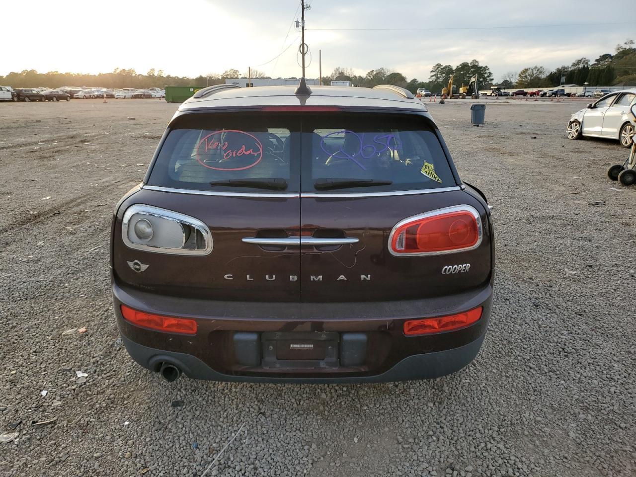 2016 MINI COOPER CLU - Image 6